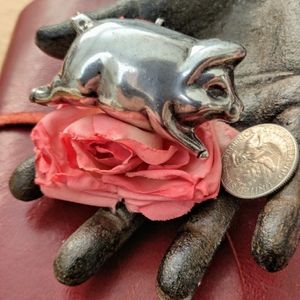 Taxco Mexican silver TG-129 925 PIG Brooch Pendant